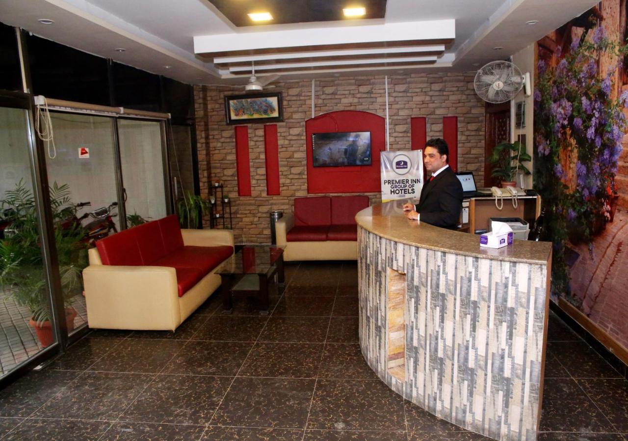 Premier Inn Mall ลาฮอร์ ภายนอก รูปภาพ