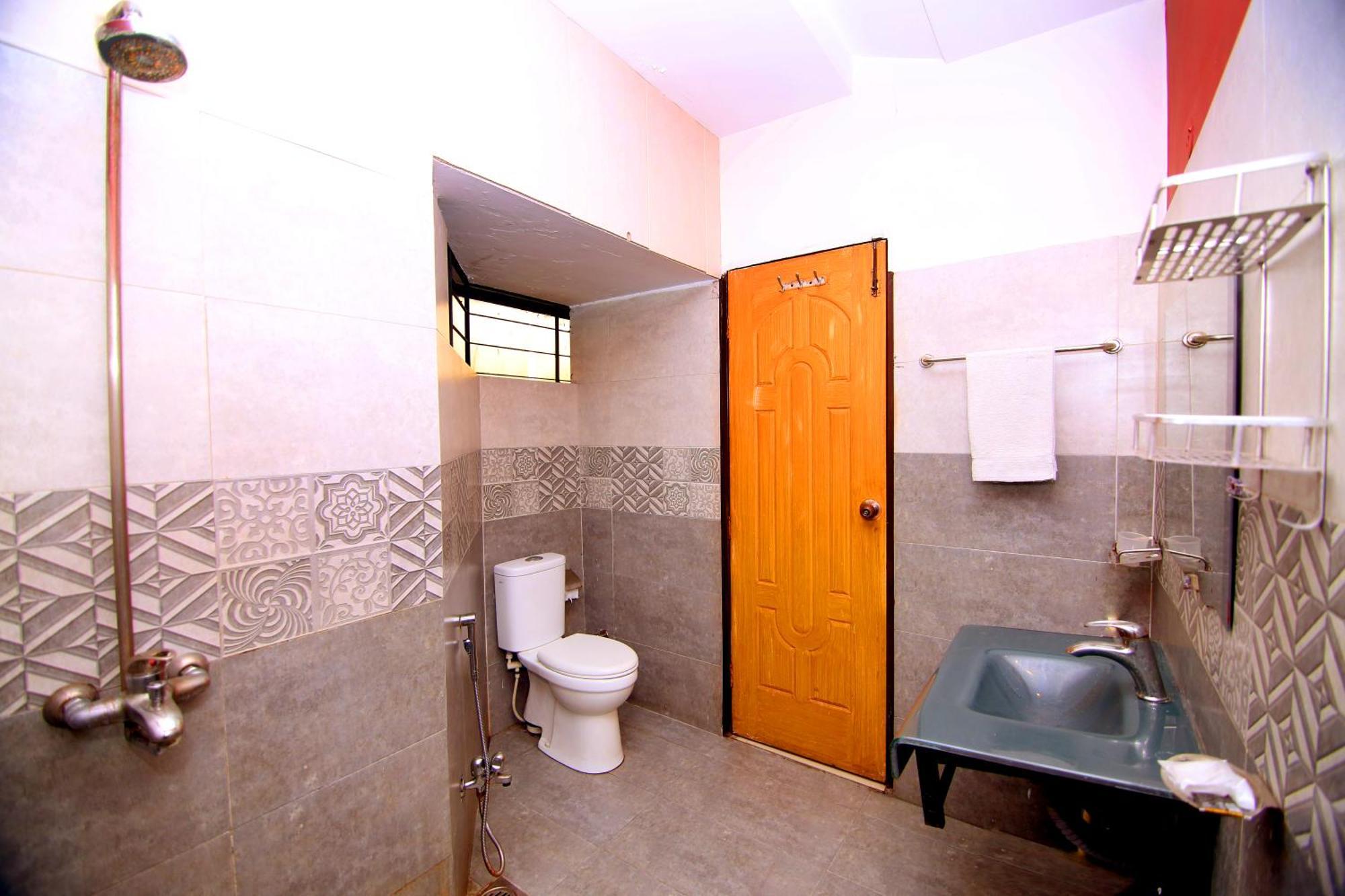 Premier Inn Mall ลาฮอร์ ภายนอก รูปภาพ
